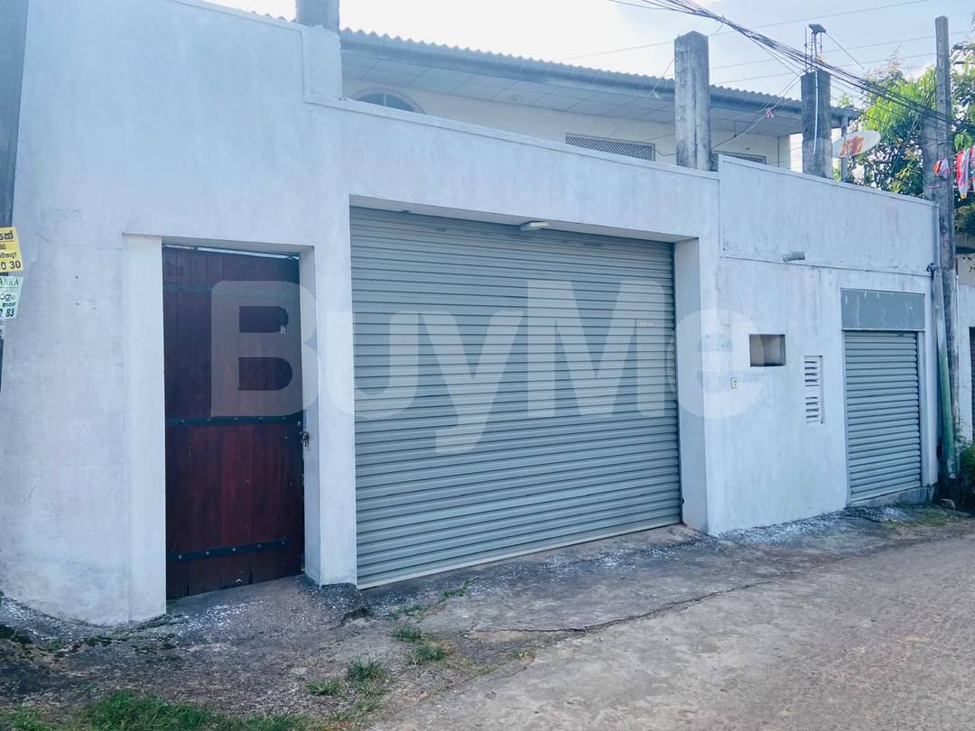02 STORY HOUSE FOR SALE IN ENDERAMULLA, USWATTA