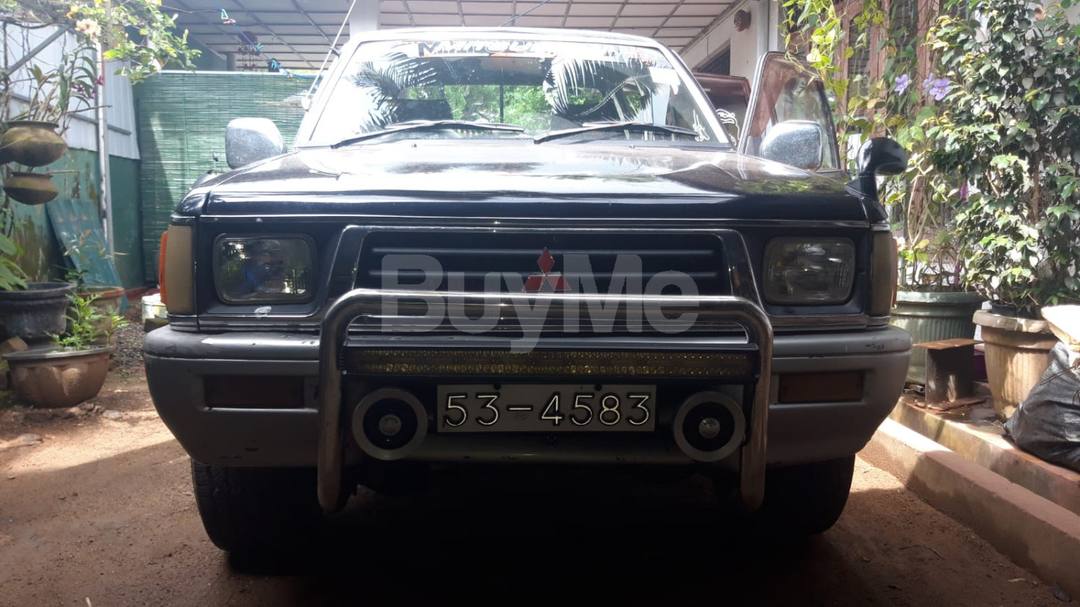 MITSUBISHI L200 1992