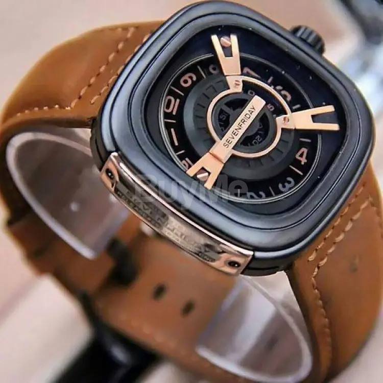 M01 SEVENFRIDAY LEATHER STRAP MENS WATCH