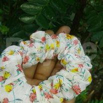 LARGE SIZE SCRUNCHIE - FLORAL PRINT