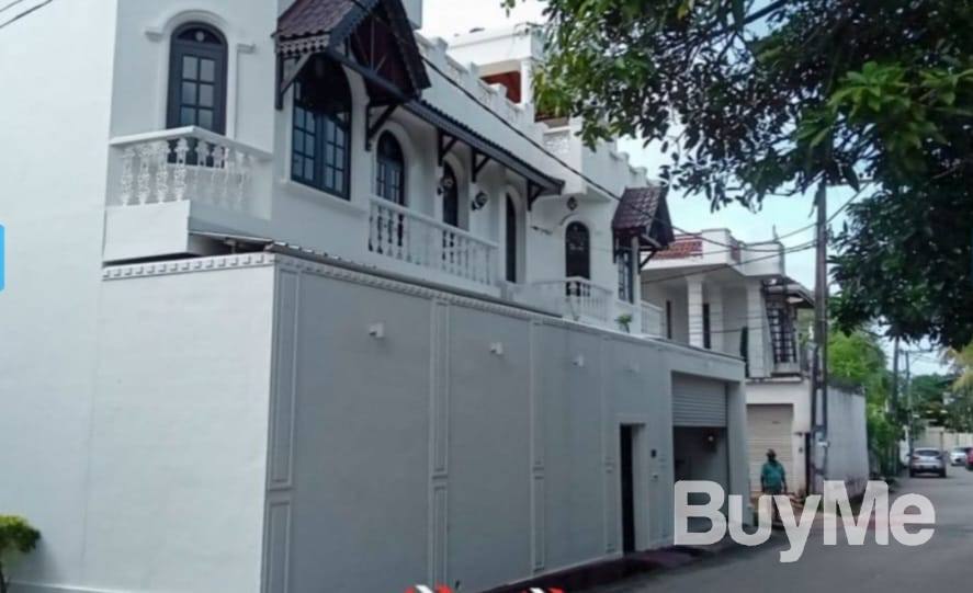 3 STOREY LUXURY HOUSE FOR SALE IN NUGEGODA MIRIHANA