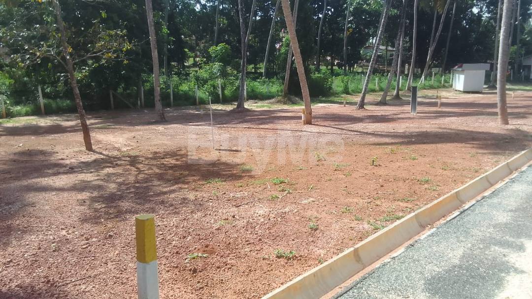 LAND FOR SALE IN SEEDUWA - GOLDEN GATE BY SAVI LANDS