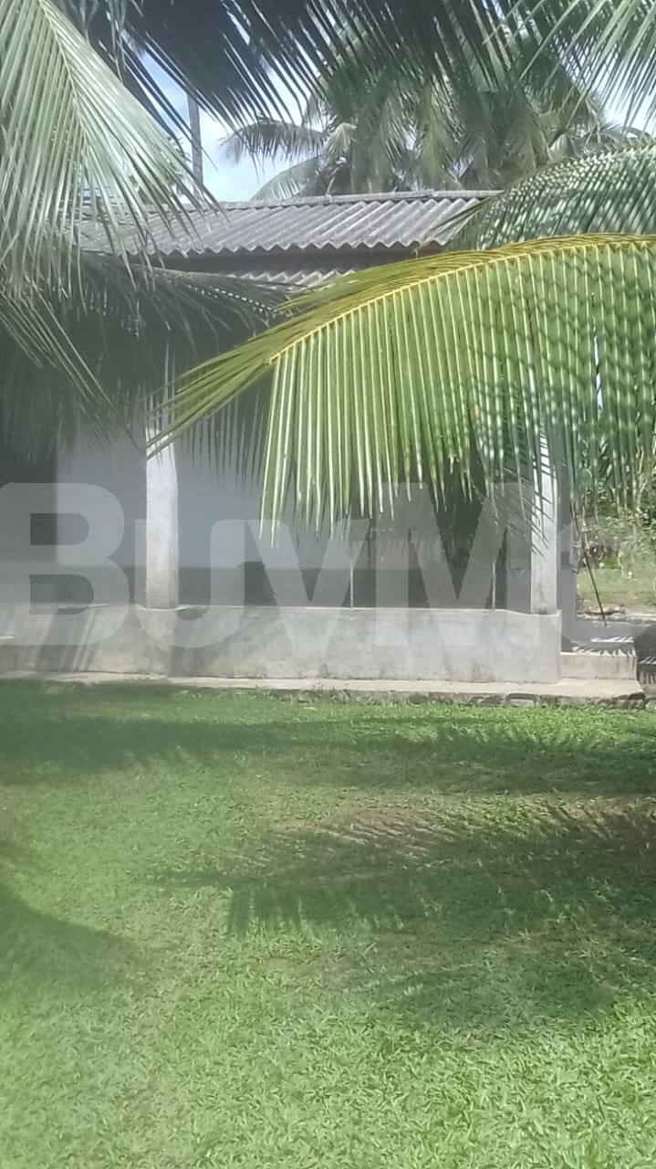 LAND FOR SALE WITH HOUSE IN HORANA