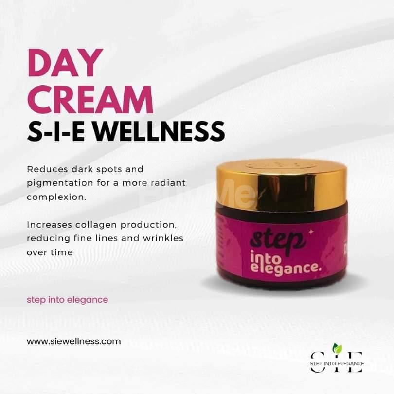 S-I-E WELLNESS DAY CREAM