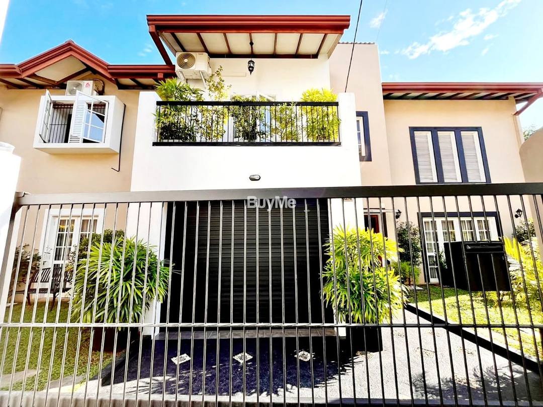 SWIMMING POOL WITH TWO STOREY HOUSE FOR SALE IN NUGEGODA