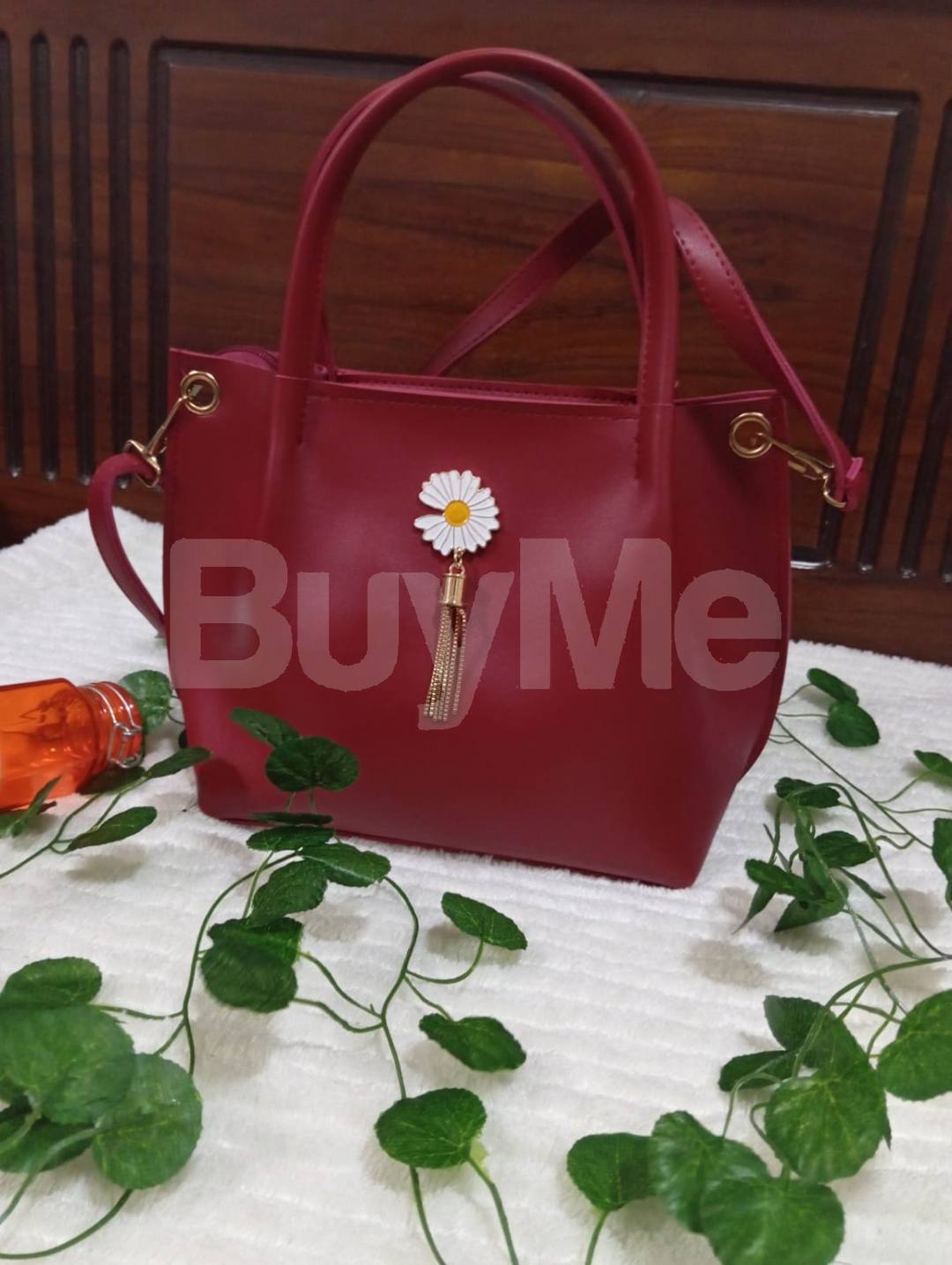 IMPORTED BRAND NEW SIDE/HAND BAGS - RED
