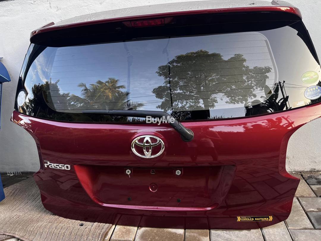 COMPLETE DICKY DOOR - TOYOTA PASSO M700 / RED