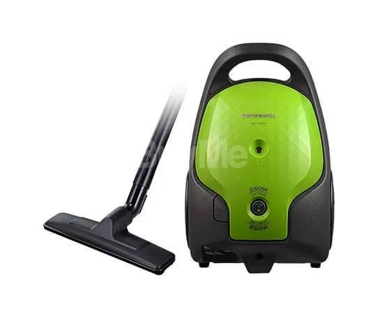 PANASONIC DRY VACUUM CLEANER MC-CG370