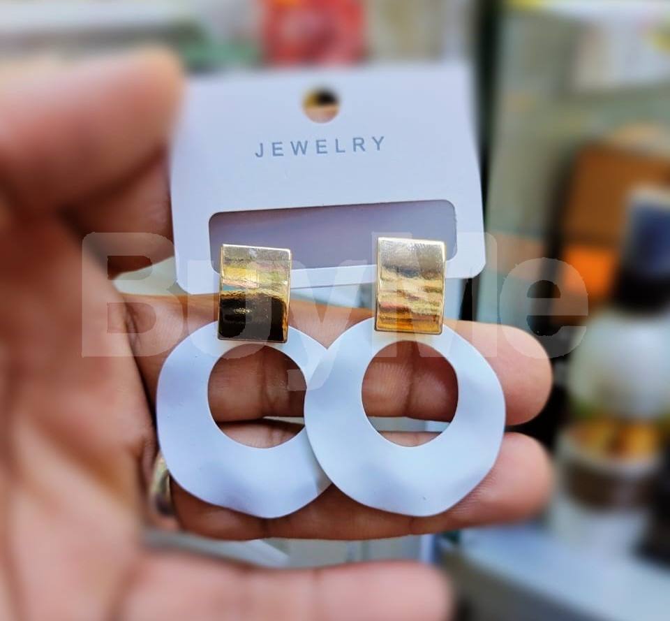HOOP EARRINGS - WHITE