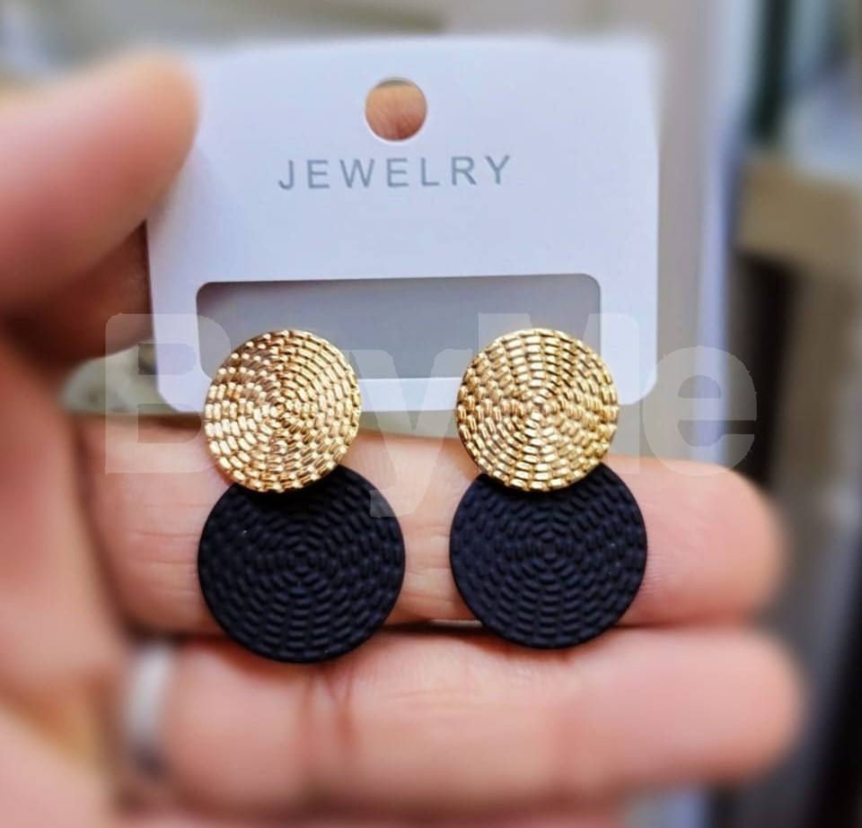 DOUBLE CIRCLE EARRING - BLACK