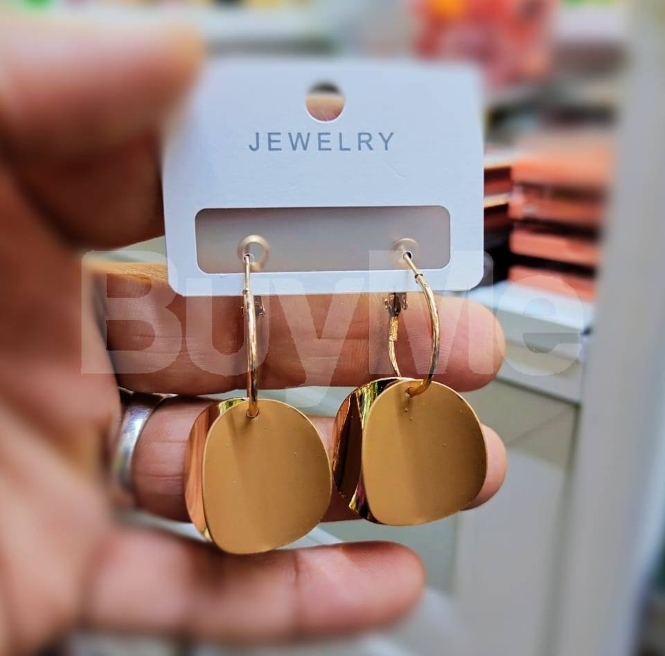 DAZZLING DROP EARRING - BEIGE