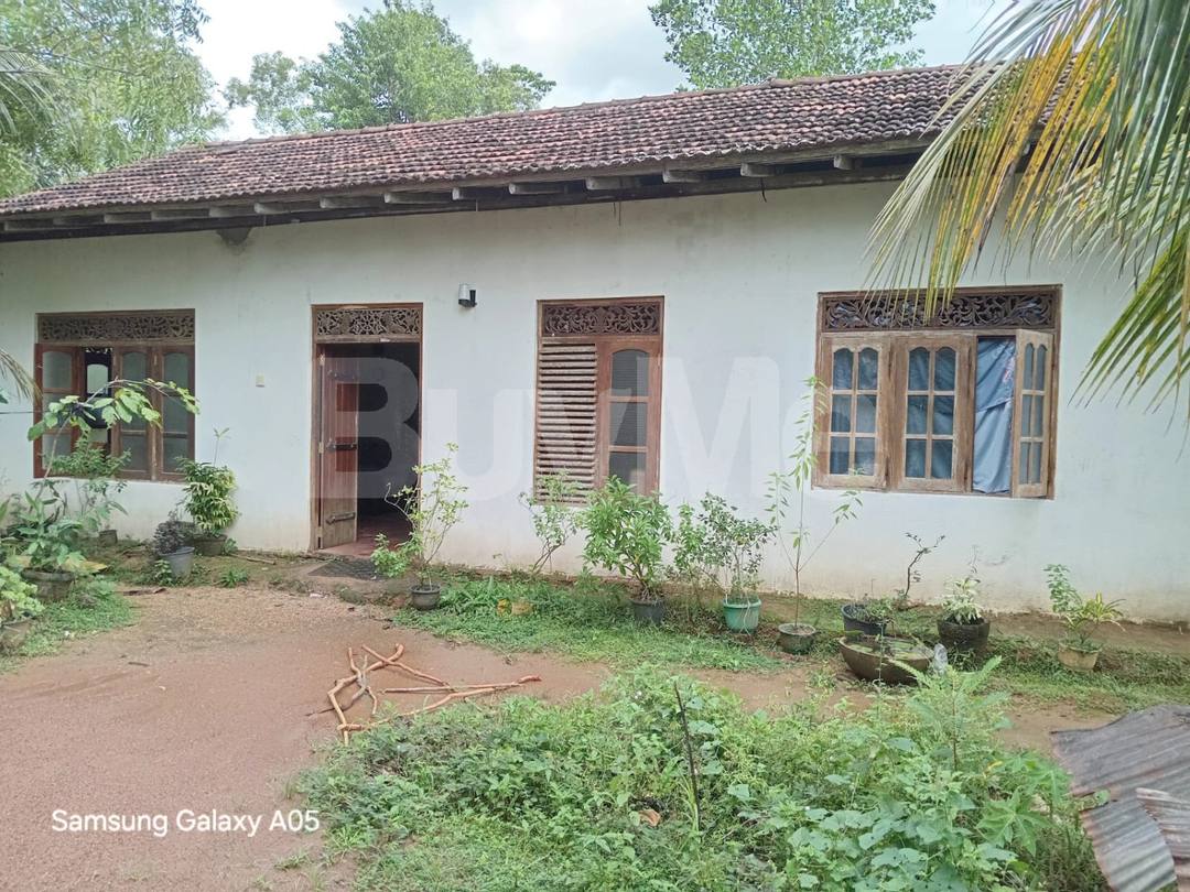 මාතර නගරයට ආසන්න නව නිවස සහ ඉඩම විකිණීමට