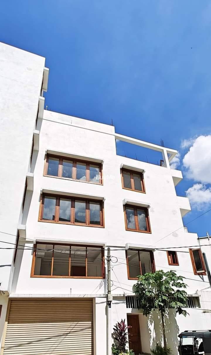 PRIME 4-STORY BUILDING FOR RENT IN COLOMBO 7