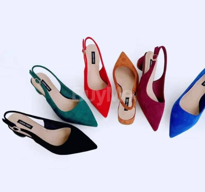 LADIES HEEL