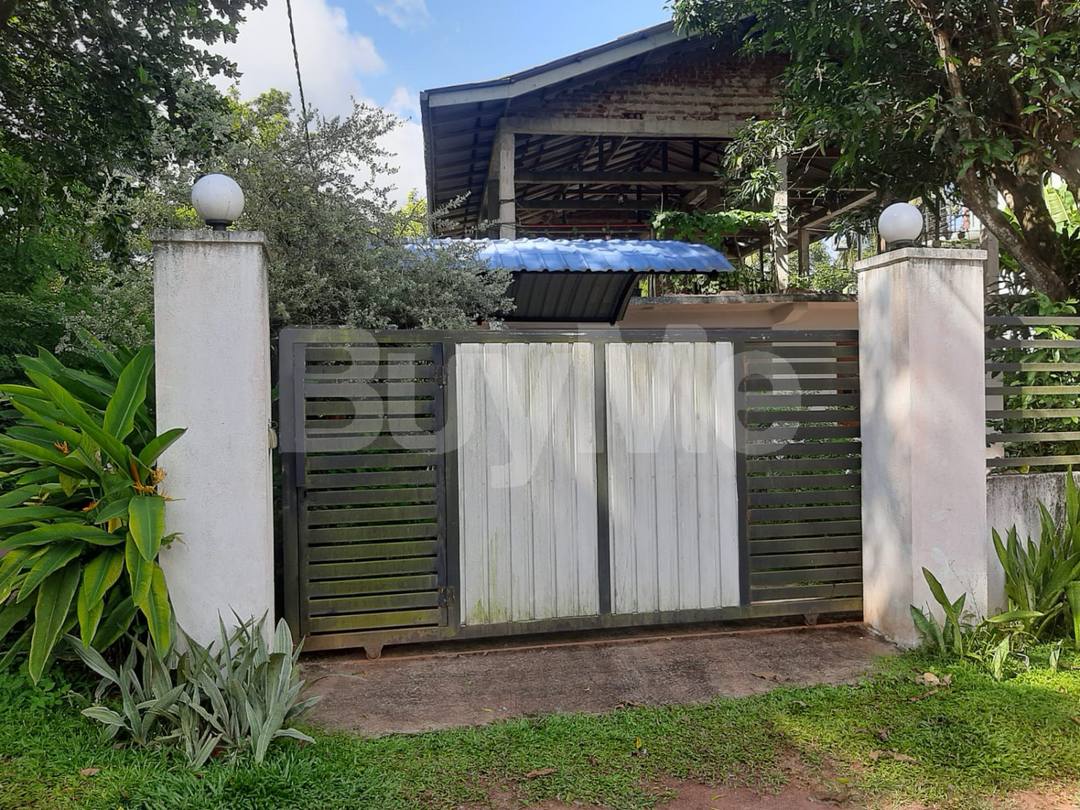 TWO STORY HOUSE FOR SALE IN NEGOMBO DIVULAPITIYA ROAD