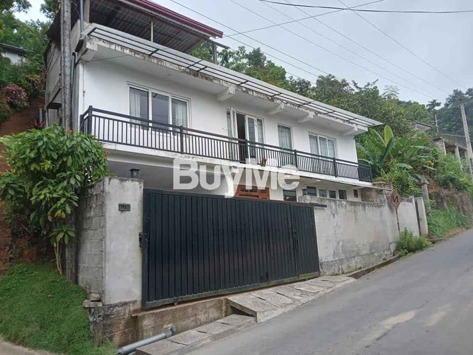 HOUSE AVAILABLE FOR SALE IN KANDY (GANNORUWA)