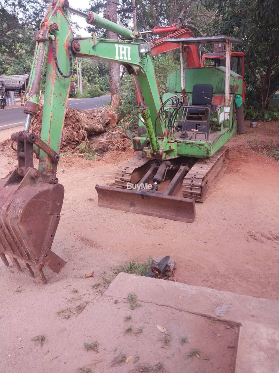IHI HEAVY DUTY VEHICLE - EXCAVATOR