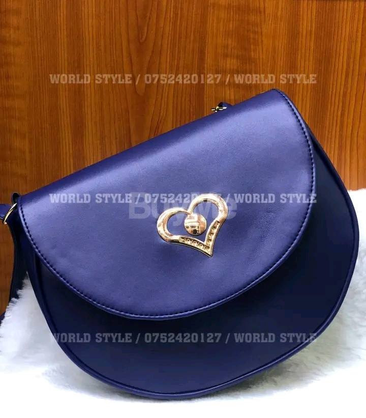 CROSS BODY SHOULDER BAG