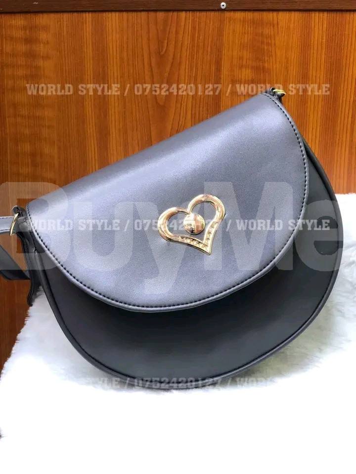 CROSS BODY SHOULDER BAG