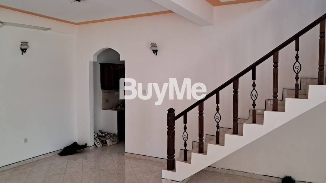 TWO STORY TILED HOUSE FOR RENT AT HANWELLA TOWN