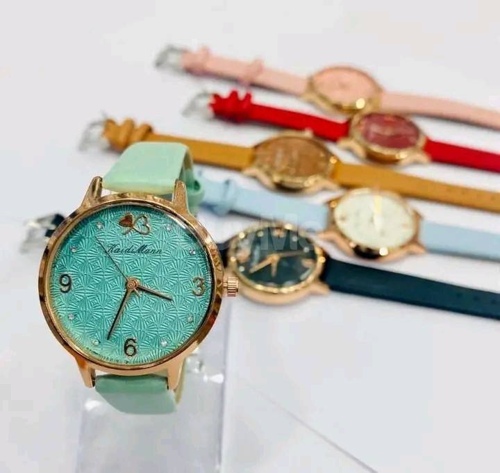 LADIES WATCH