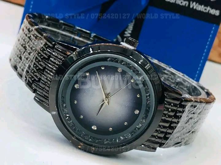 LADIES CHAIN WATCH