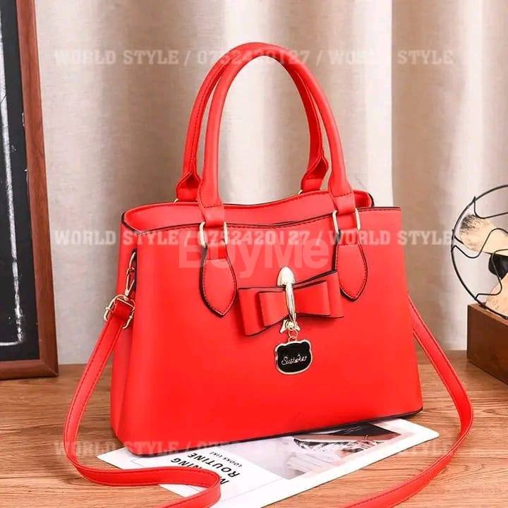 RED WOMEN'S HANDBAG COLLECTION