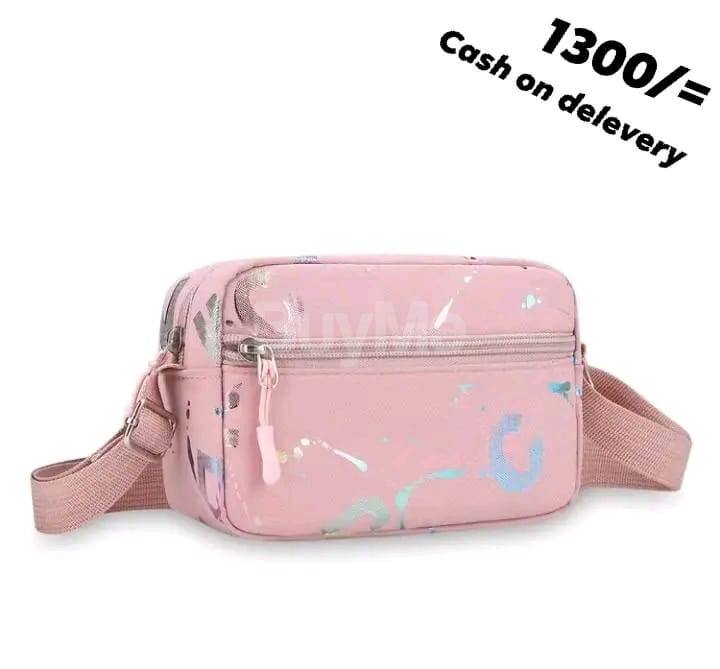 SIDE HANDBAG DESIGN