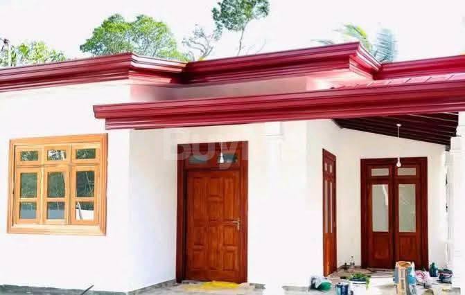 HOUSE FOR SALE IN WATAREKA HALBARAWA