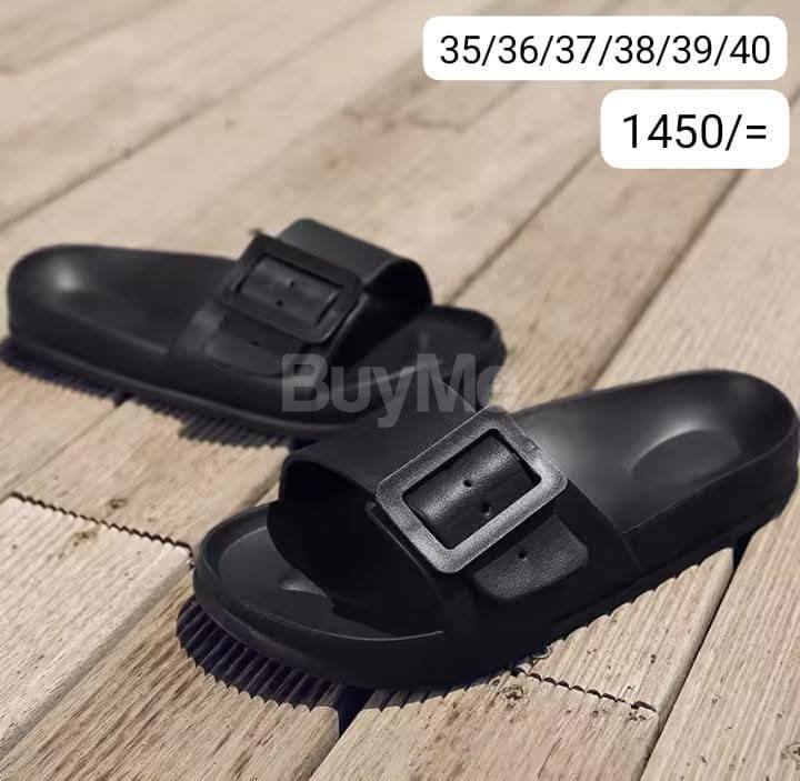 BLACK SANDALS DESIGN FOR LADIES
