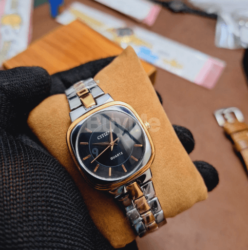 CITIZENS LADIES WATCH - BLACK DIAL