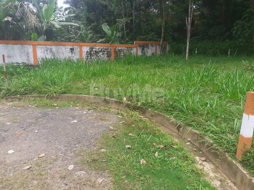 LAND FOR SALE IN PERADENIYA