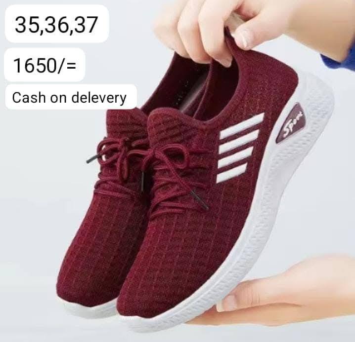 SNEAKERS - LADIES COLLECTION