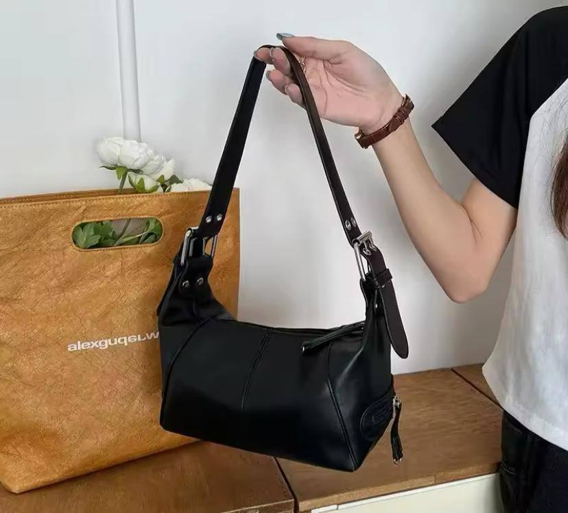 BAG SALE LEATHERMATERIAL