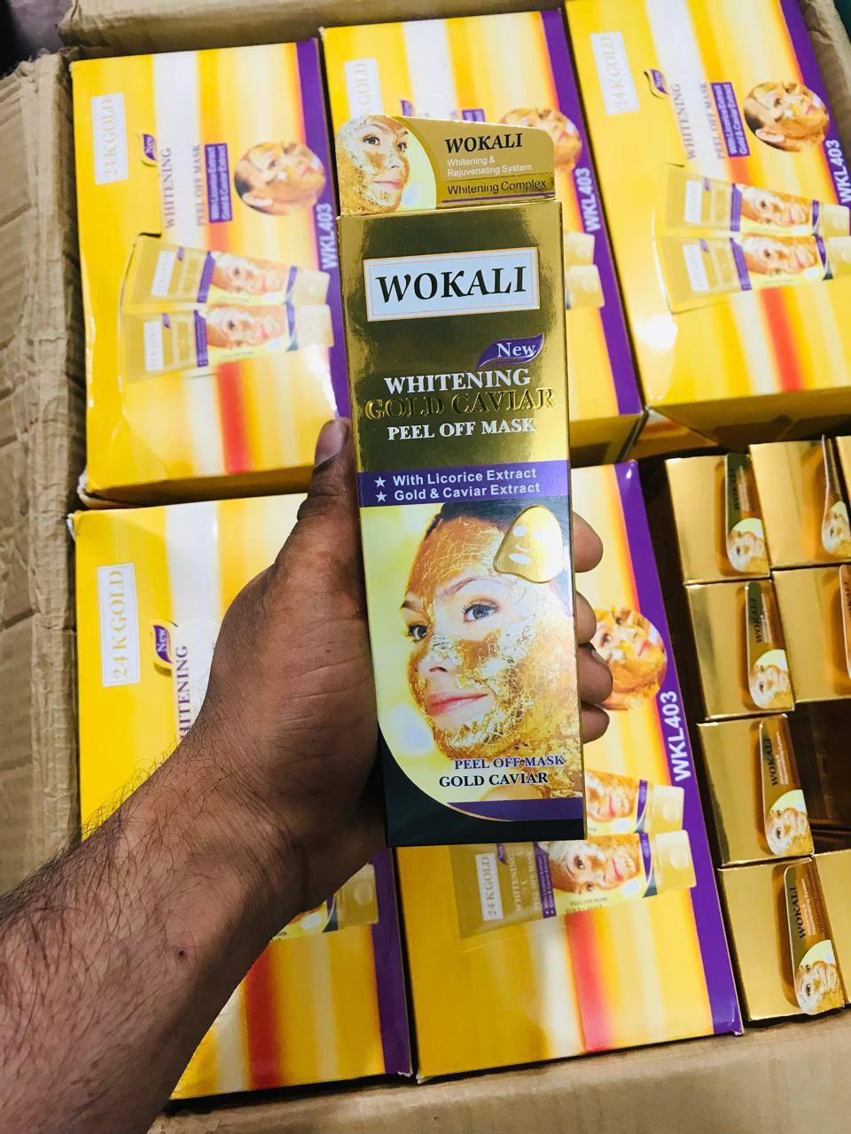 WOKALI GOLD MASK