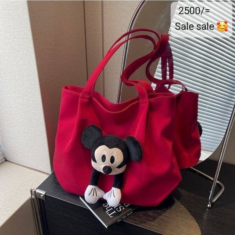 RED HANDBAG DESIGN