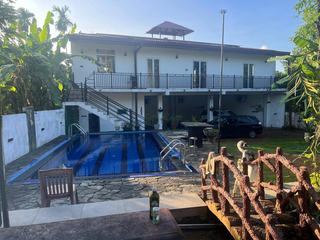 LAND WITH TWO HOUSE FOR SALE IN KADAWATHA