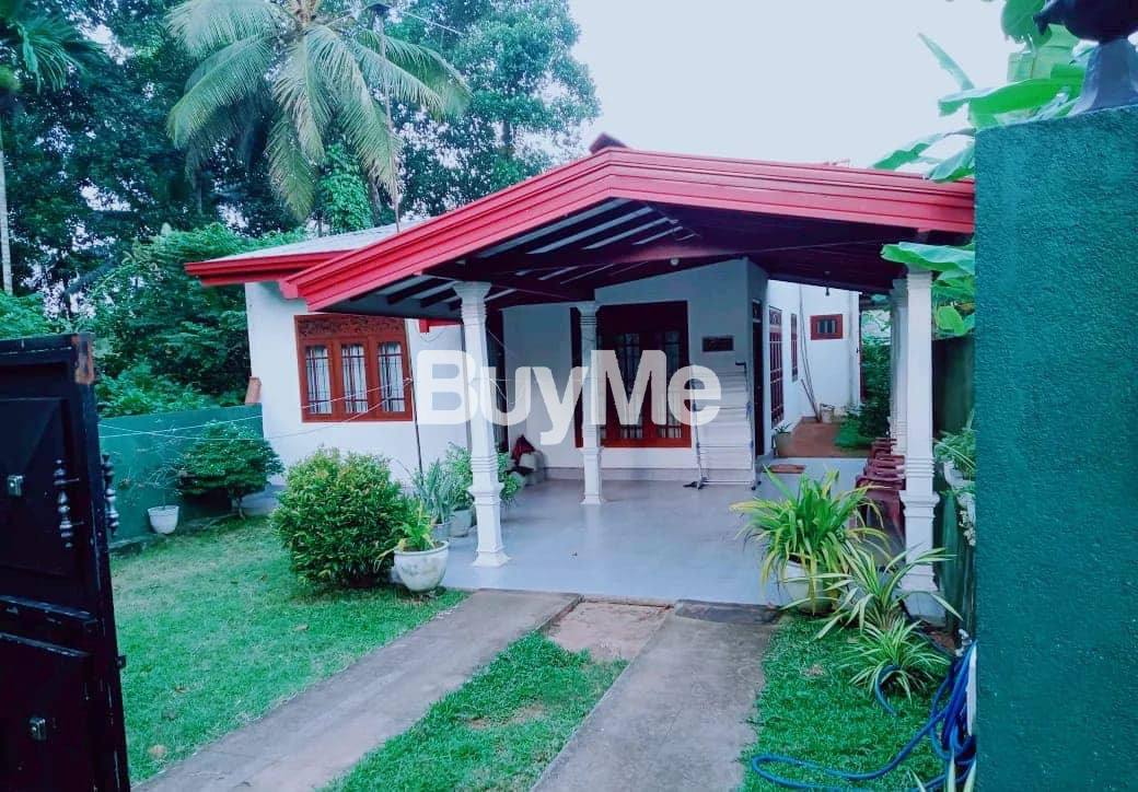 House for sale at ganemulla road Kadawatha