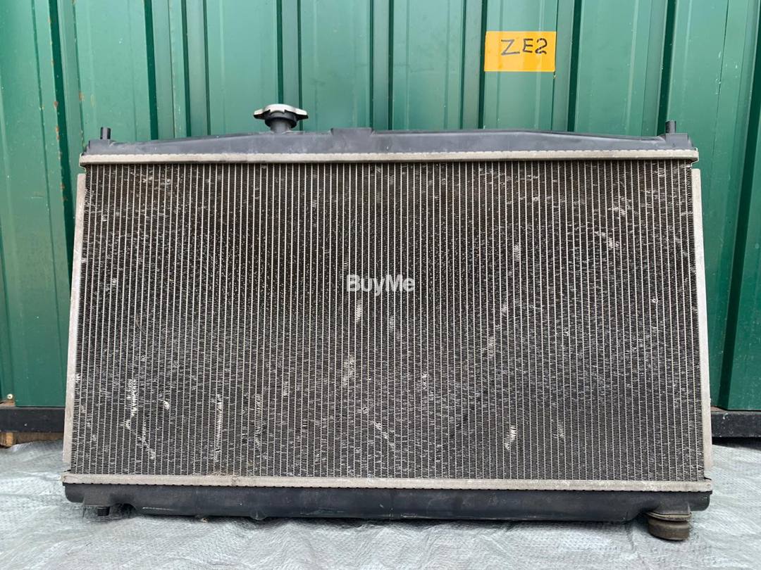 RADIATOR - HONDA ZE2