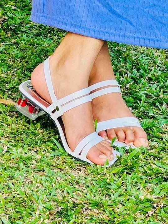 HEELS GIRLS