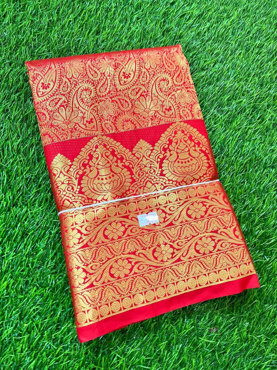 ANICHAM ATTIRES TRADITIONAL SAREE WEARS