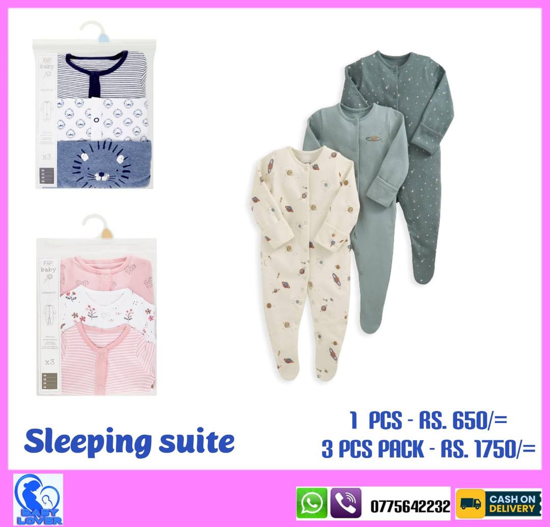 SLEEPING SUITE