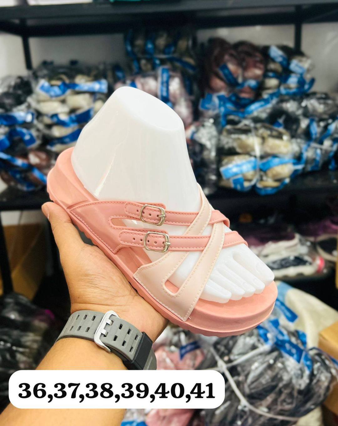 LADIES CHUNKY SLIPPERS