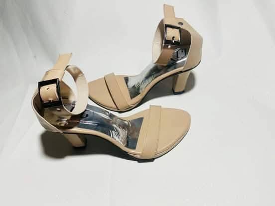 LADIES CASUAL/OFFICE HEELS BROWN COLOUR