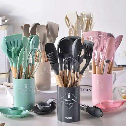 SILICONE UTENSILS COLOUR