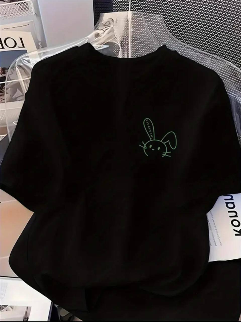 BLACK TEE WITH A CUTE RABBIT PRINT