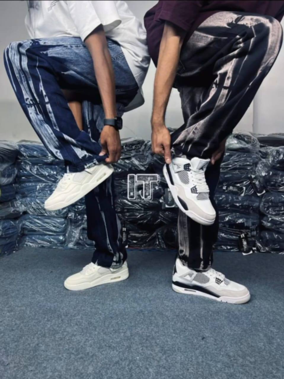 ACID WASH BIG FOLD DENIM
