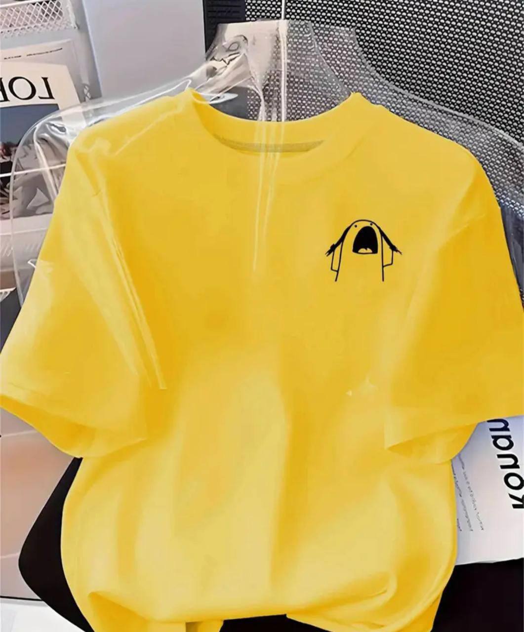 MINIMAL LINE EXPRESSION TEE – YELLOW