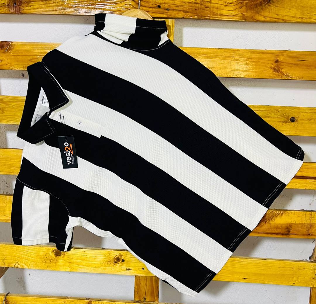 TWO TONE COLOUR POPCORN COLLAR T-SHIRT