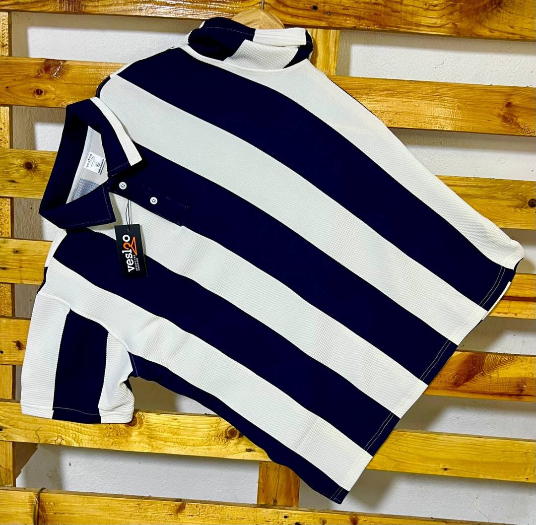 TWO TONE POPCORN COLLAR T-SHIRT